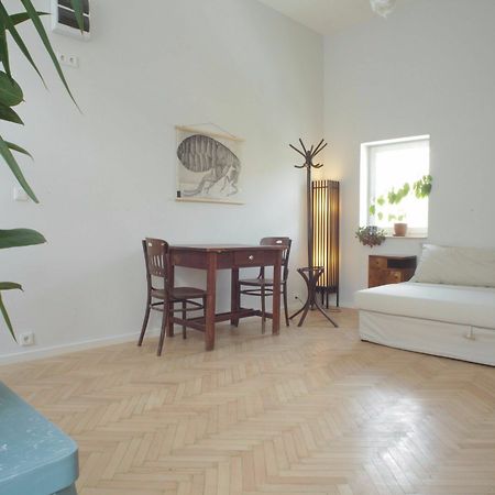 Bpm-Apartment Charm And Le Petit Budapest Exteriör bild